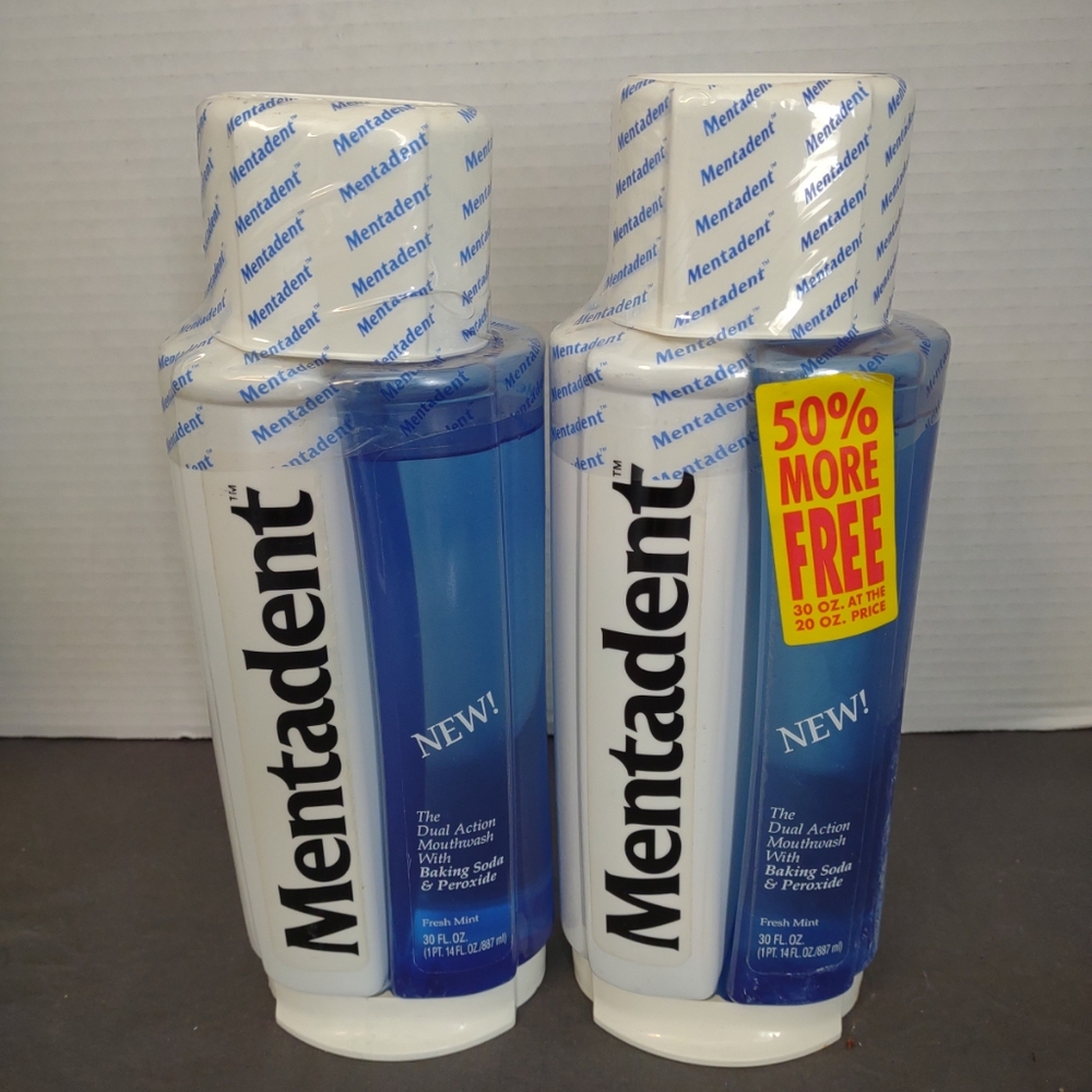 2-Mentadent Dual Action Mouthwash W/Baking Soda Peroxide Fresh Mint Sealed 30oz